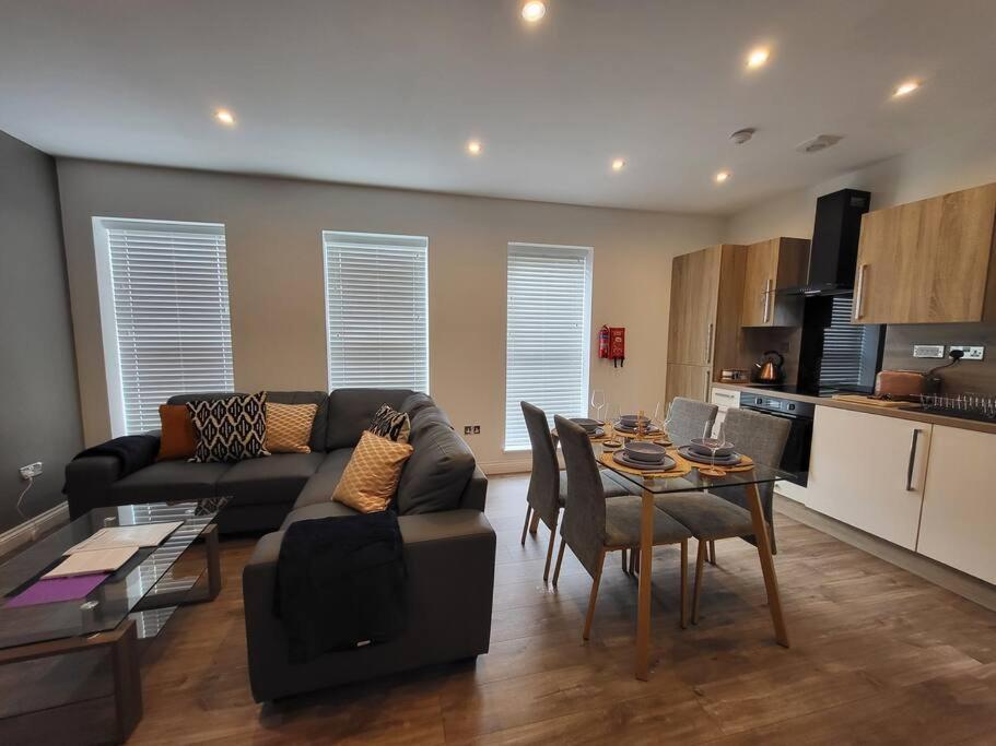 Stylish Jewellery Quarter Apartment Sleeps 6 Бирмингам Екстериор снимка