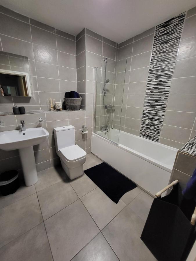 Stylish Jewellery Quarter Apartment Sleeps 6 Бирмингам Екстериор снимка
